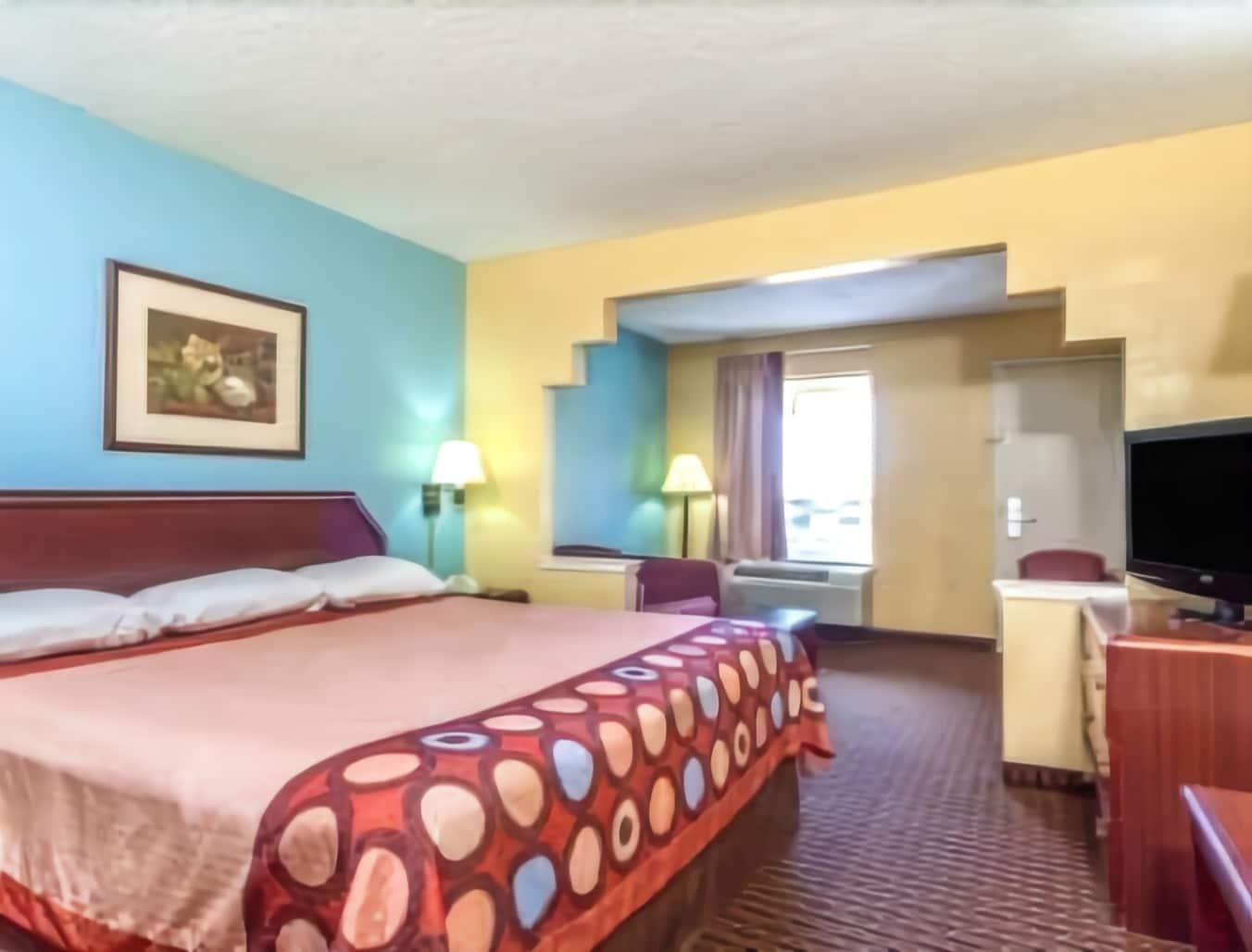 Super 8 By Wyndham Madison/Ridgeland Area Hotel Ngoại thất bức ảnh