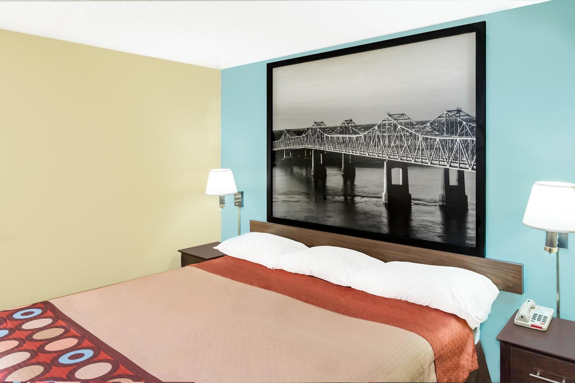 Super 8 By Wyndham Madison/Ridgeland Area Hotel Ngoại thất bức ảnh