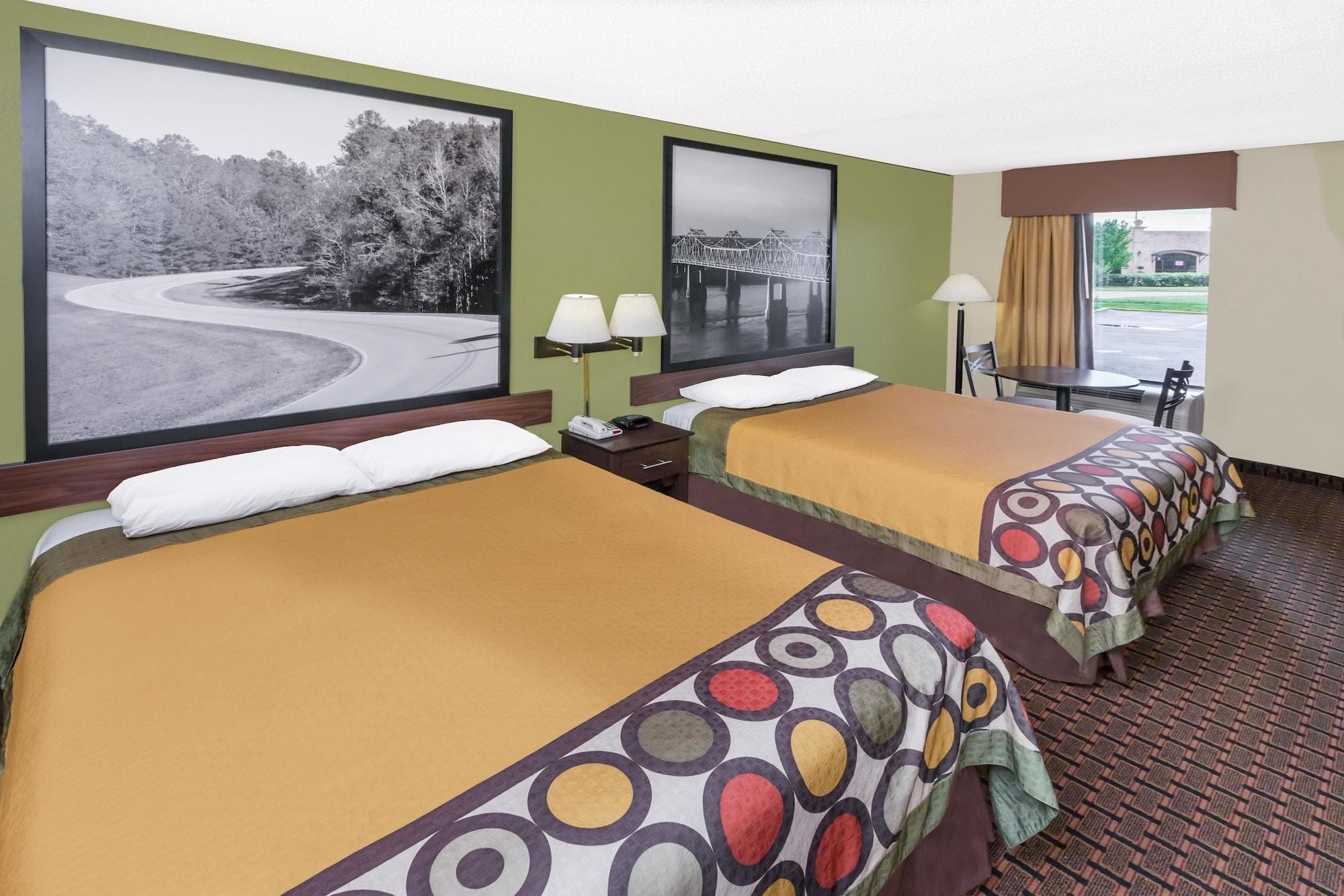 Super 8 By Wyndham Madison/Ridgeland Area Hotel Ngoại thất bức ảnh